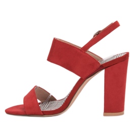 SHELOVET Røde sandaler på en bar 6