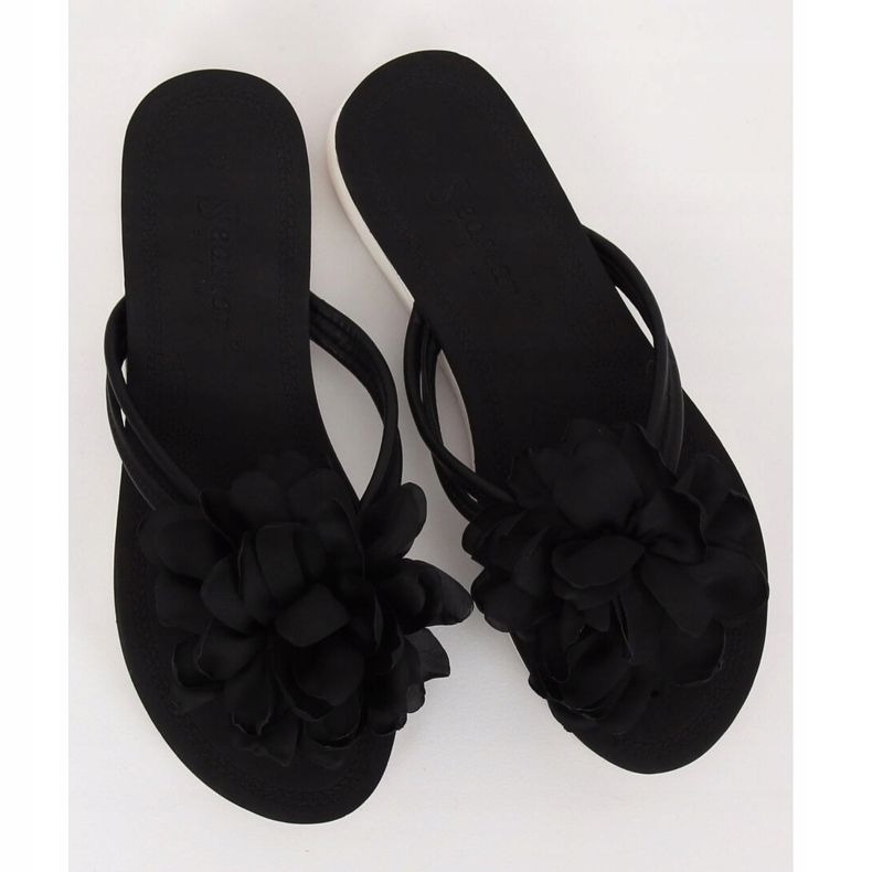 Sorte flip-flops med en blomst CK103 Sort 1