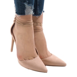 Lyserøde pumper på en stift 6941-P beige 1