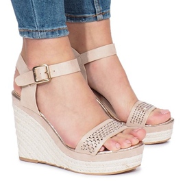 Beige kile sandaler Move On 1