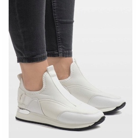 Hvide Lycra sneakers R-403 1