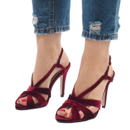 Højhælede sandaler i ruskind 9095-138 rød 1