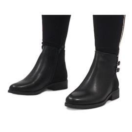 Ideal Shoes Sorte elegante støvler C-7200 1