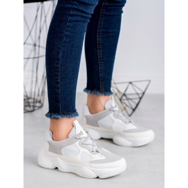SHELOVET Moderigtige hvide sneakers grå 2