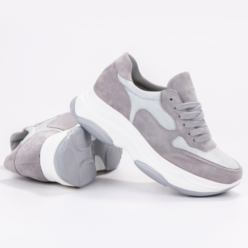 Ideal Shoes Lysegrå sneakers 1