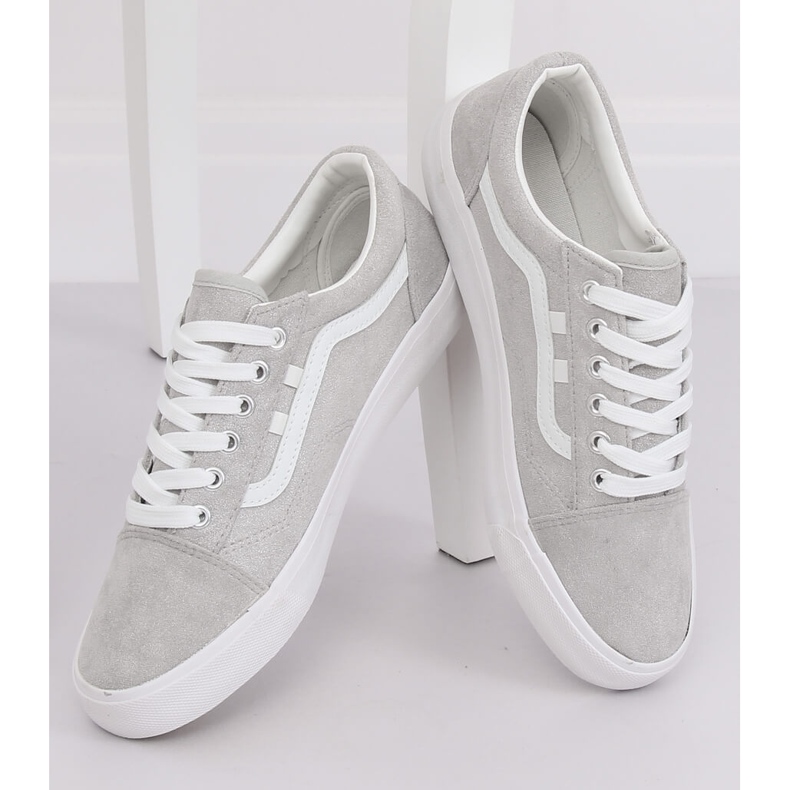 Grå Kvinders grå sneakers B70A SILVER / WHITE 1