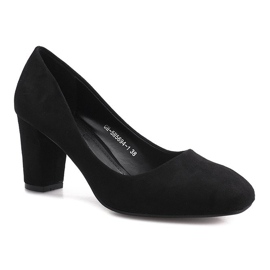 Sorte pumps på Sylvie -stolpen 1