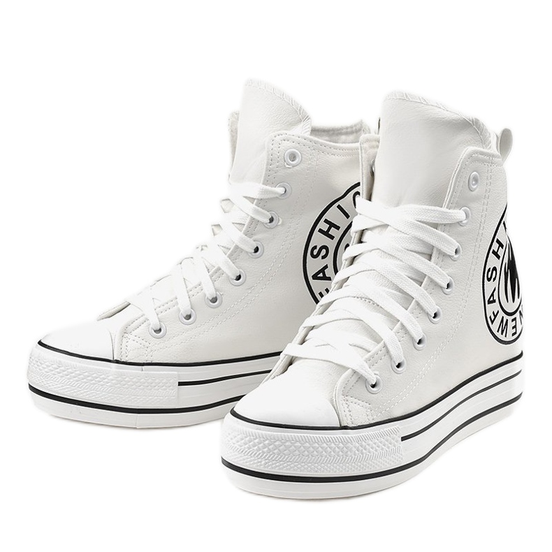 Hvide kile sneakers W09 2