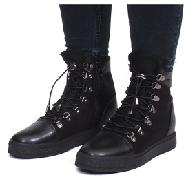 Sorte openwork wedge sneakers fra Mathilde 1