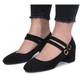 Sorte pumps på Tamara stolpen 1