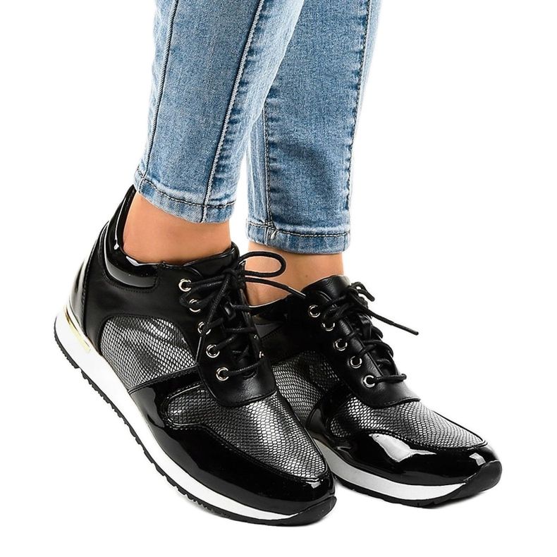 Sorte sneakers med snørebånd S0054-1 1