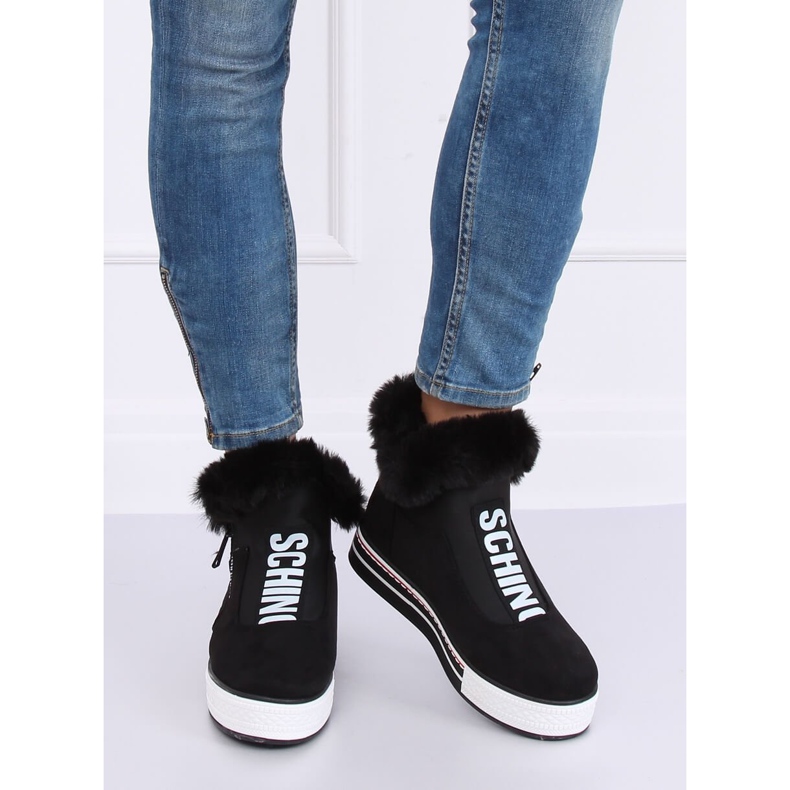 Sort isolerede sneakers NB311 Sort 2