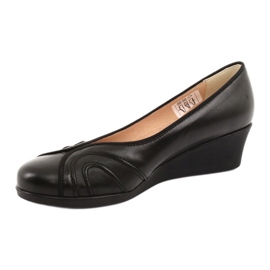 Komfortable pumps på en sort Espinto 232 wedge 2