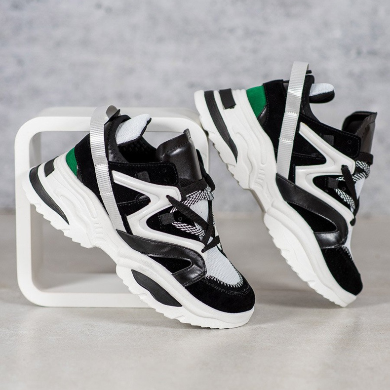 Moderigtige VICES sneakers hvid sort flerfarvet 1