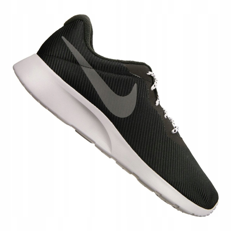 Nike Tanjun Se M AR1941-005 sko sort 1