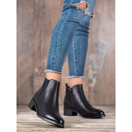 Ideal Shoes Klassiske støvler med elastik sort 1