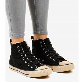 Sort isolerede sneakers T-040 1