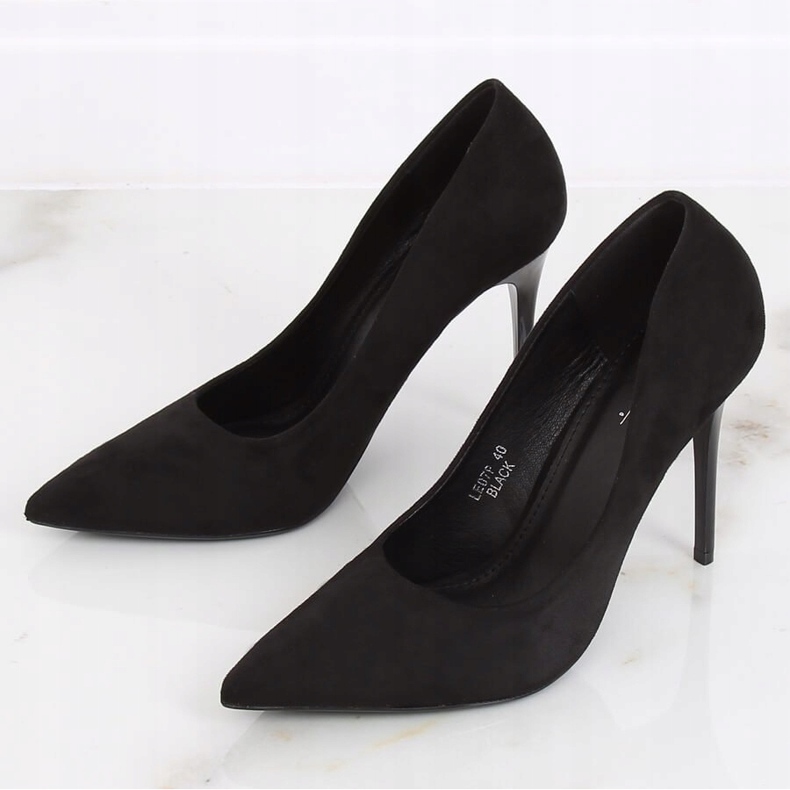 Pumper på sort ruskind LE07P Sort stiletto 1
