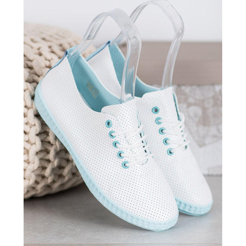 SHELOVET Let openwork sneakers hvid 1