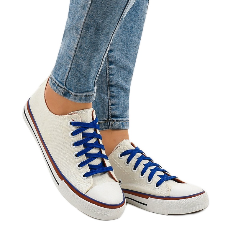 Klassiske hvide lave sneakers W03 1