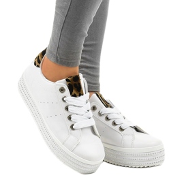 Hvide sneakers med leopardprint på M-071 platformen 1