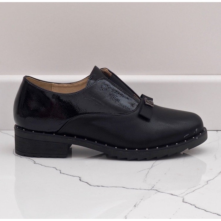 Sorte slip-on sko med X528 nitter 2