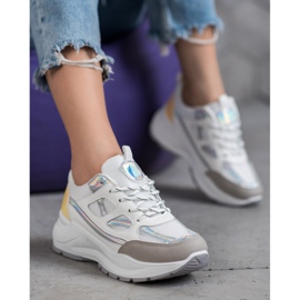 SHELOVET Komfortable sneakers med mesh hvid flerfarvet 2