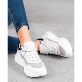 SHELOVET Sneakers på platformen hvid sort 2