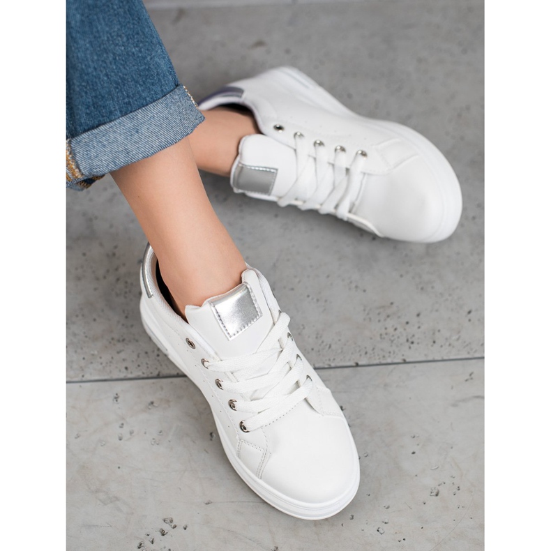 SHELOVET Sneakers med skjult kile hvid 2