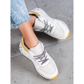 SHELOVET Sneakers med mesh hvid 1