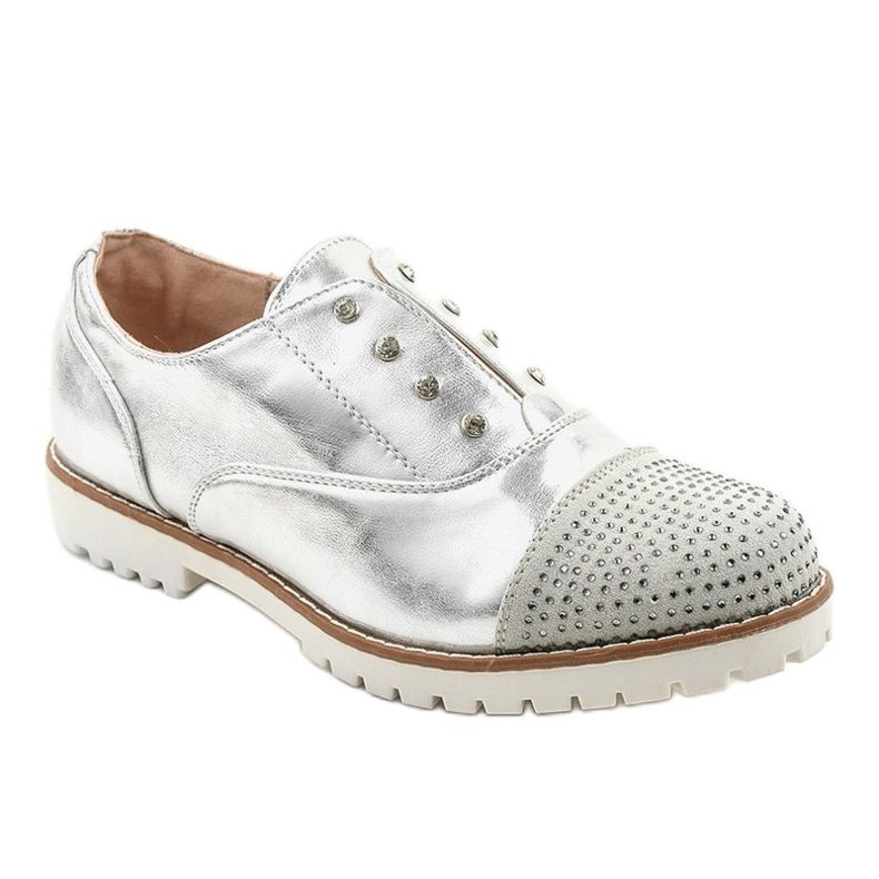 Slip-on sølvsko med GF-FD9 nitter 1