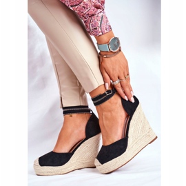FB2 Kvinders sandaler på en kile hør sort Canterola 2