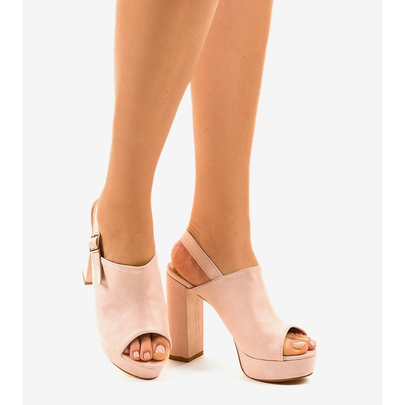 Beige højhælede sandaler med en øvre 9R05 lyserød 1
