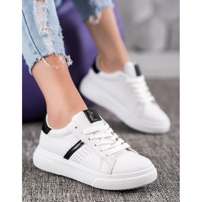 Renda Sneakers med sorte skær hvid 2