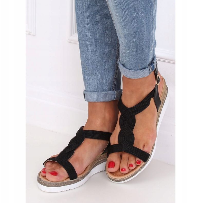 Sorte sandaler på en sort kile L6629 Sort 2