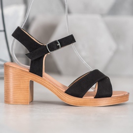 SHELOVET Lette sandaler på en bar sort 2