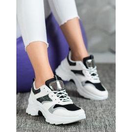 SHELOVET Stilfulde sneakers hvid sort 2