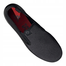 Adidas Sleuth Slip-On M EE8941 sko sort grå 1