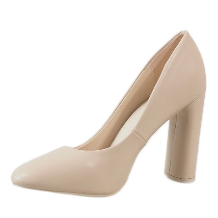 Beige pumper på LE028 stolpen 1