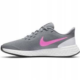 Løbesko Nike Revolution 5 BQ5671 015 grå 2