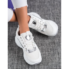 Ideal Shoes Stilfulde sportssko hvid 1