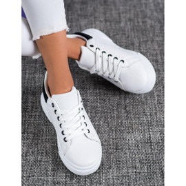 SHELOVET Stilfulde hvide sneakers sort 1