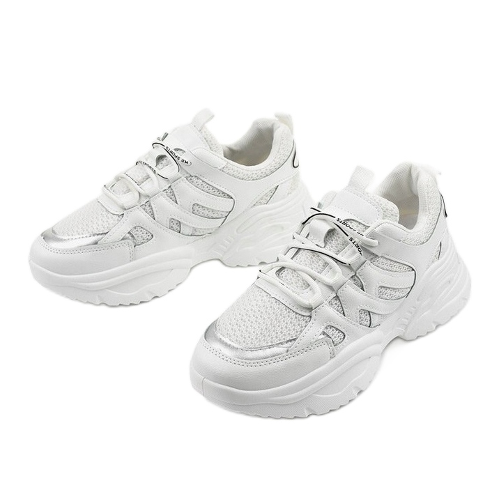 Cahraelas hvide sneakers 2