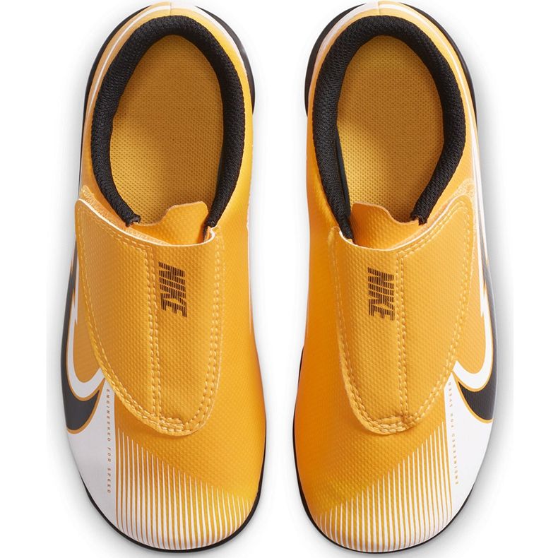 Nike Mercurial Vapor 13 Club Mg PS (V) Junior AT8162 801 fodboldsko orange gul 1