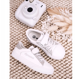 Apawwa Børnesneakers med brokade hvid og sølv Camila 1