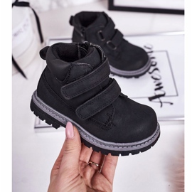 Apawwa Børns sorte Moa velcro 1