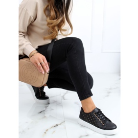 Sorte kvinders sneakers med nitter LA124P Sort 2