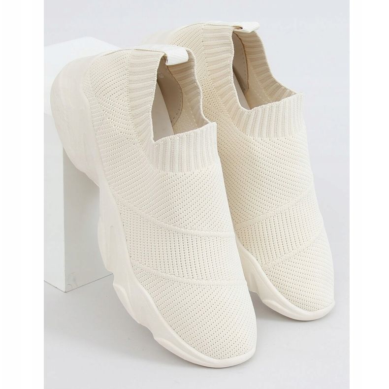 Beige NB399 Beige strømper beige sportssko 1