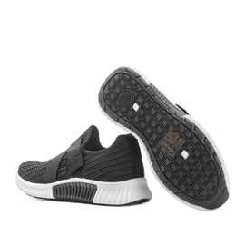 Sort Akira slip-on sportssko 1