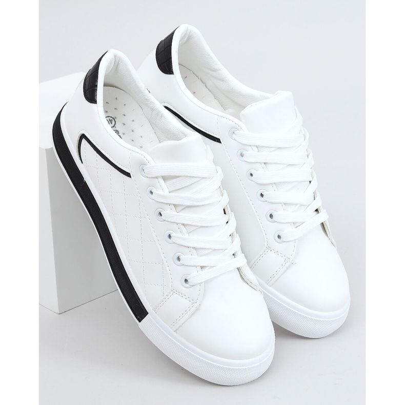 Kvinder sort og hvide sneakers A88-86 Sort 1